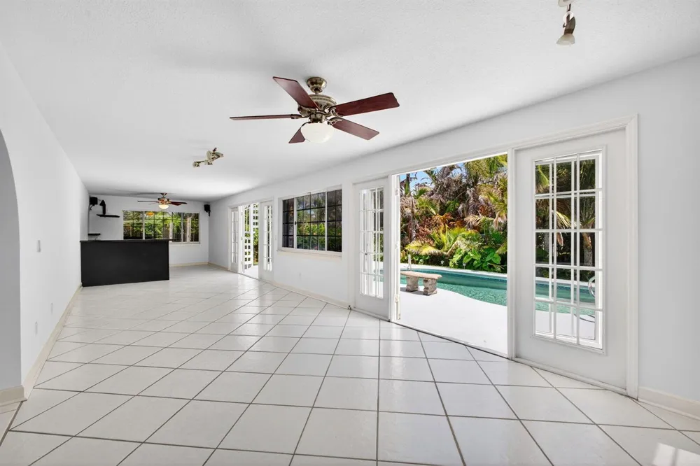 23 Sea Gull Place Vero Beach, FL 32960