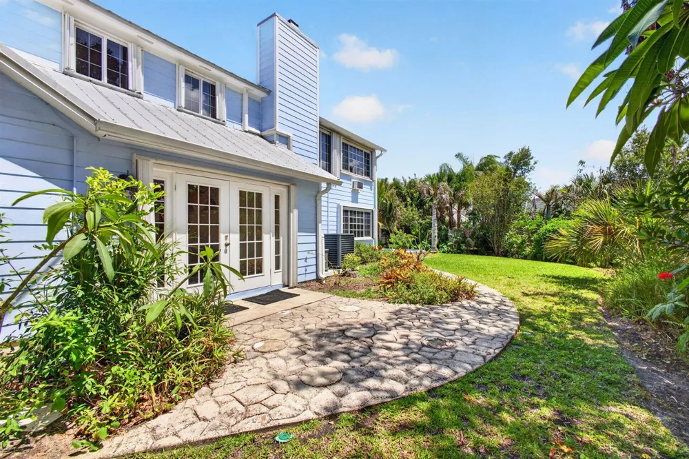 23 Sea Gull Place Vero Beach, FL 32960