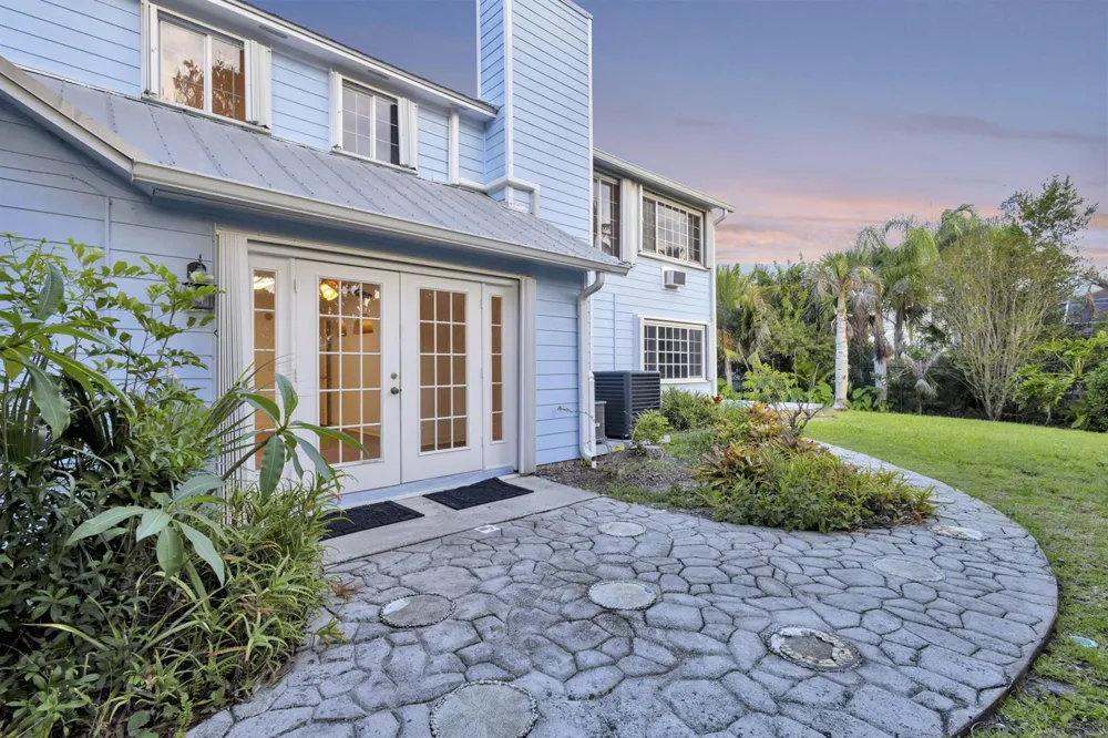 23 Sea Gull Place Vero Beach, FL 32960