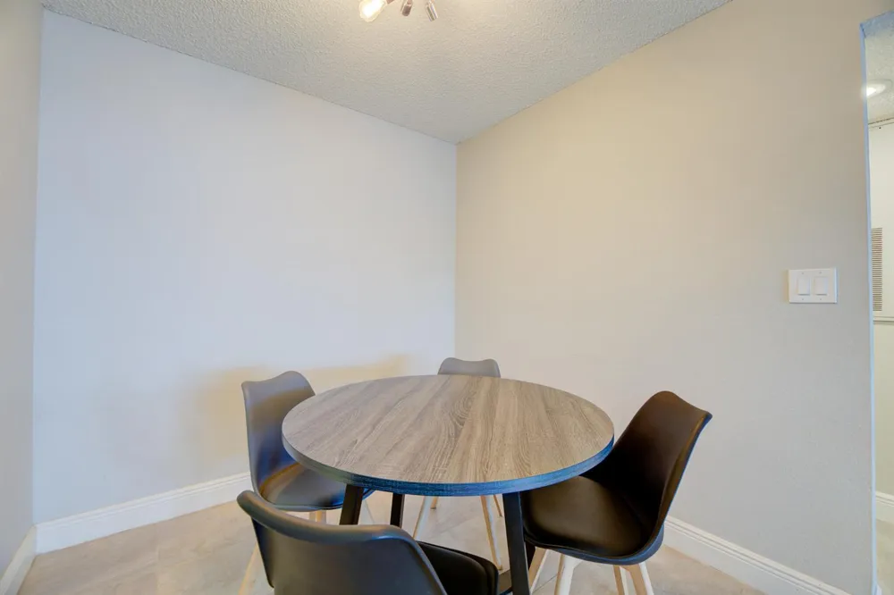 2900 S University Drive #9104 Davie, FL 33328