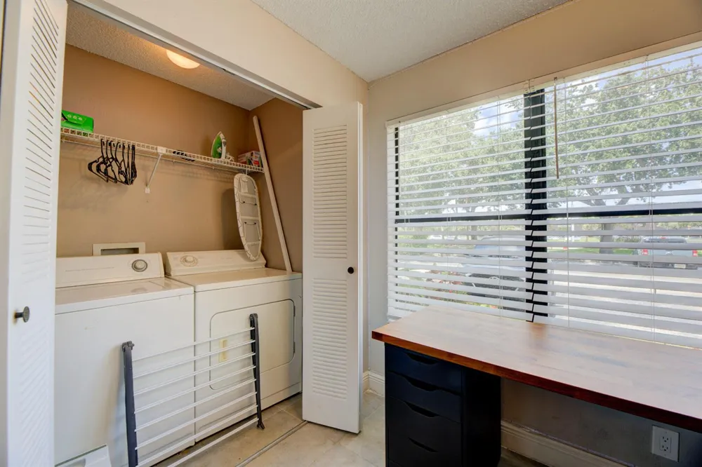 2900 S University Drive #9104 Davie, FL 33328