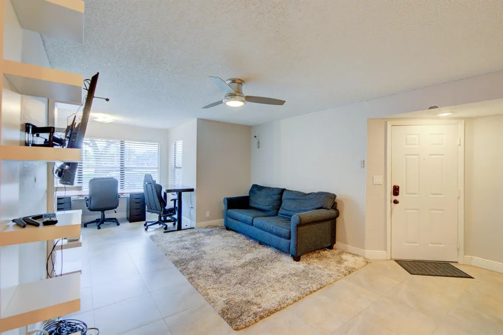 2900 S University Drive #9104 Davie, FL 33328