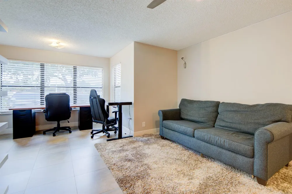 2900 S University Drive #9104 Davie, FL 33328
