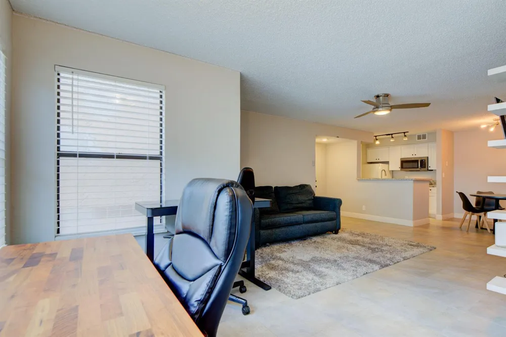 2900 S University Drive #9104 Davie, FL 33328