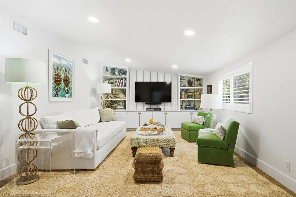 251 Gregory Place West Palm Beach, FL 33405