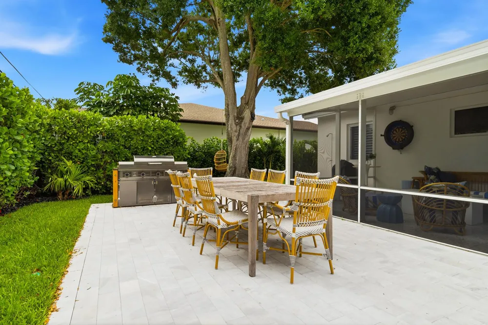251 Gregory Place West Palm Beach, FL 33405