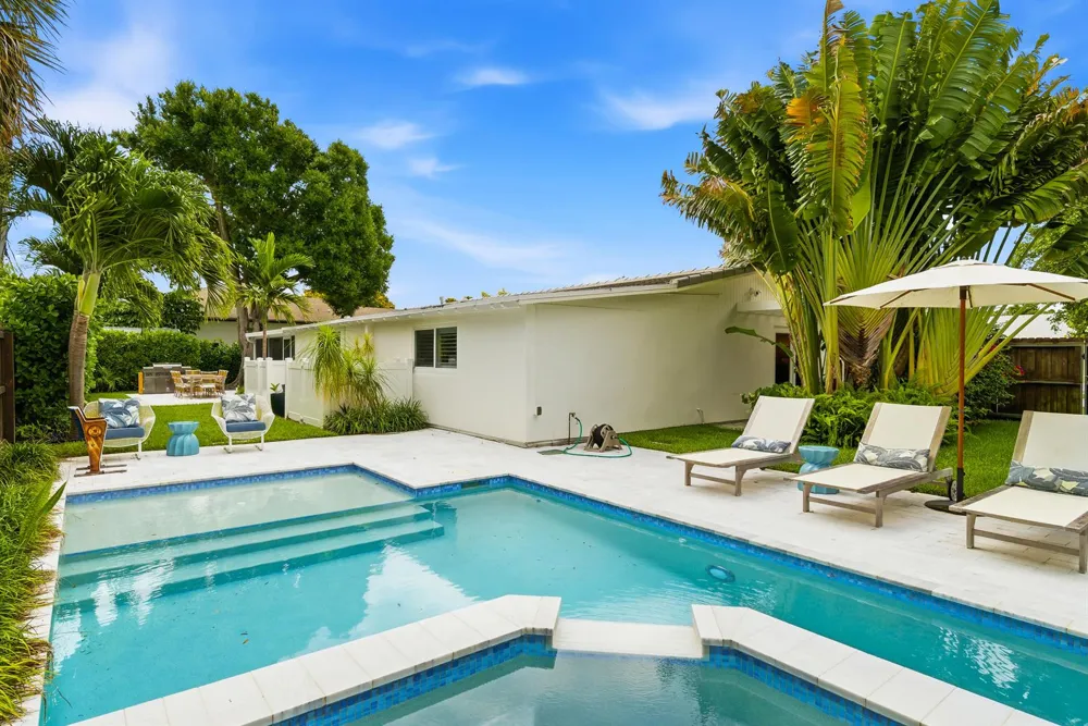 251 Gregory Place West Palm Beach, FL 33405