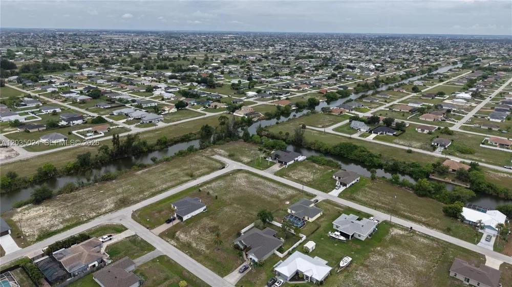 2009 NW 2ND AVE Cape Coral, FL 33993