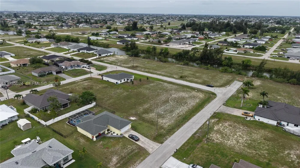 2009 NW 2ND AVE Cape Coral, FL 33993
