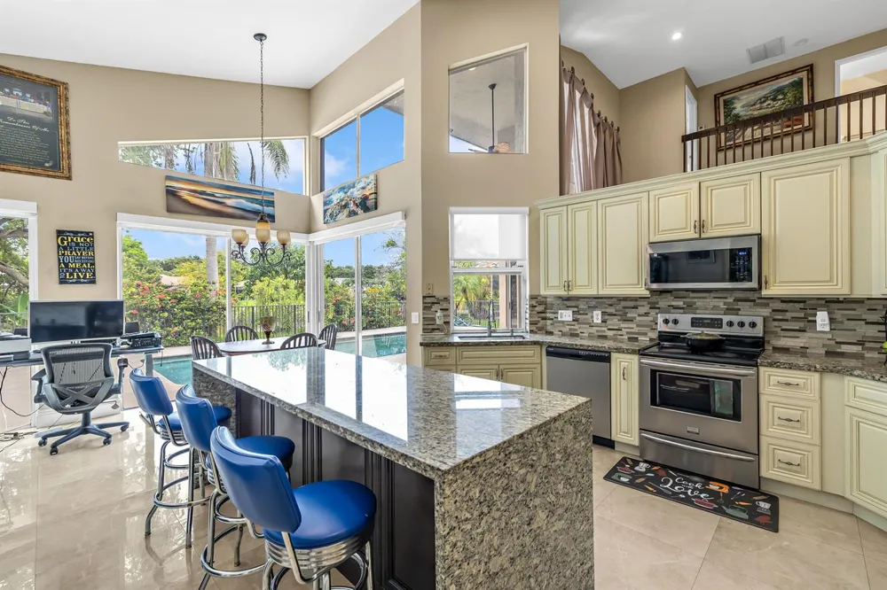 4300 NW 63rd Avenue Coral Springs, FL 33067
