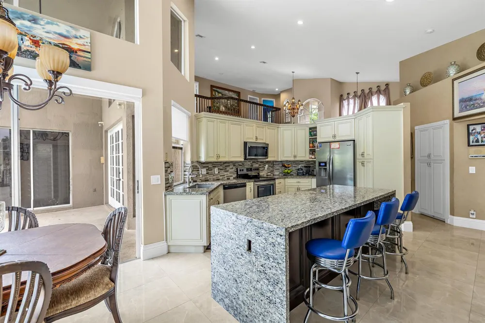 4300 NW 63rd Avenue Coral Springs, FL 33067