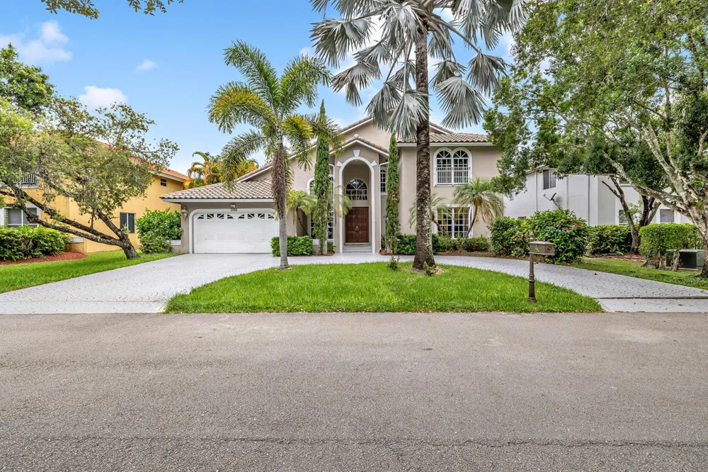 4300 NW 63rd Avenue Coral Springs, FL 33067