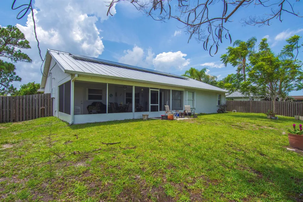 474 Arbor Street Sebastian, FL 32958