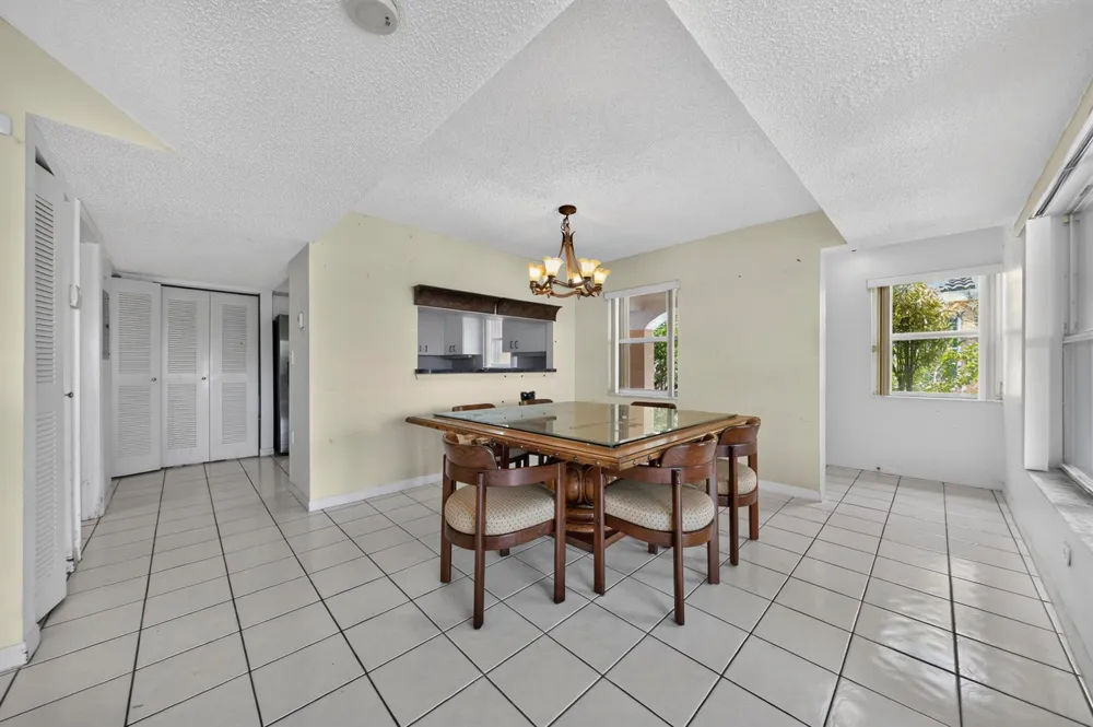 3291 NW 44th Street #2 Oakland Park, FL 33309