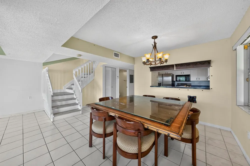 3291 NW 44th Street #2 Oakland Park, FL 33309