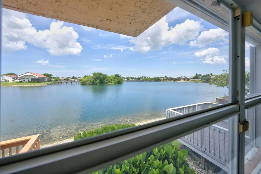 3291 NW 44th Street #2 Oakland Park, FL 33309