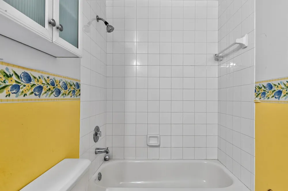 3291 NW 44th Street #2 Oakland Park, FL 33309