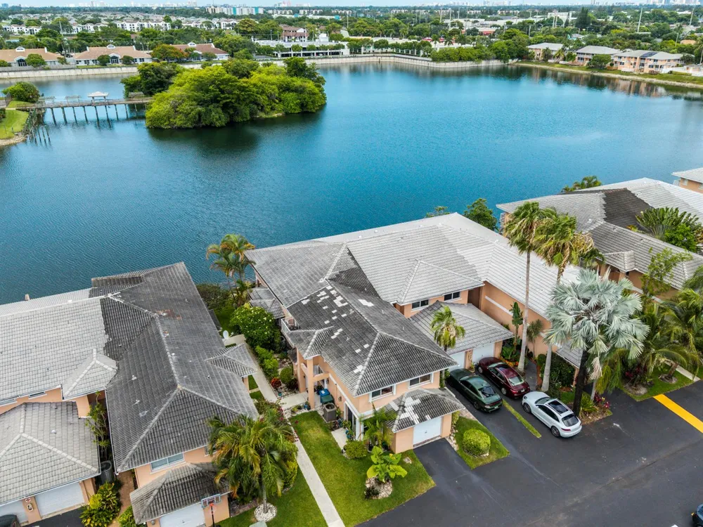 3291 NW 44th Street #2 Oakland Park, FL 33309
