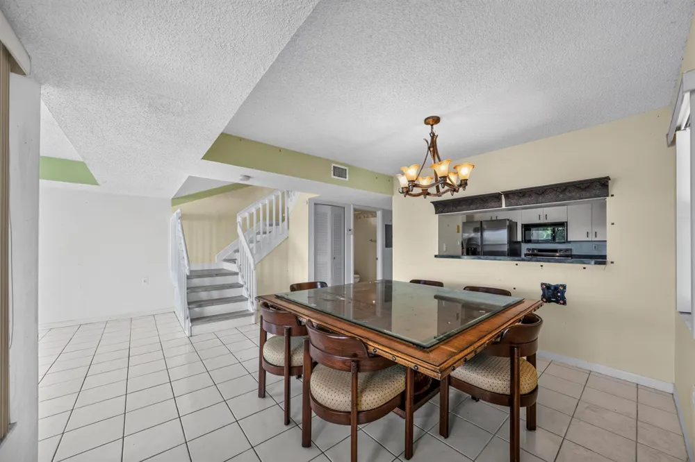 3291 NW 44th Street #2 Oakland Park, FL 33309
