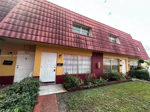2514 NW 52nd Ave #22C