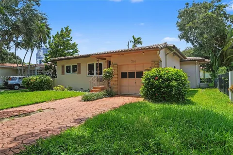 236 Candia Ave