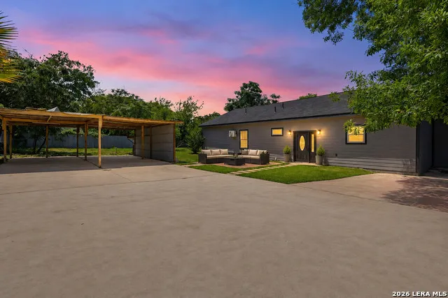 4344 MOUNTAIN PASS Von Ormy, TX 78073