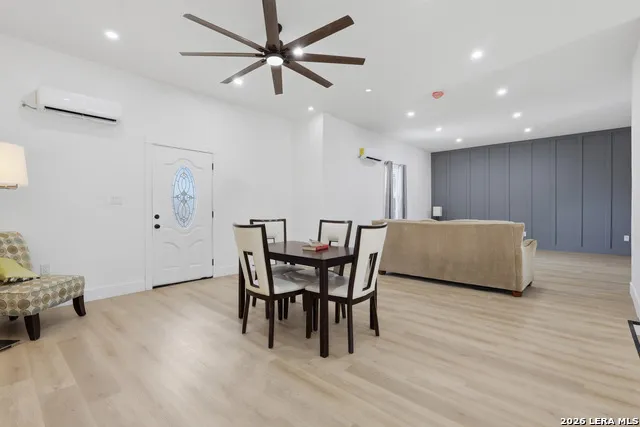 4344 MOUNTAIN PASS Von Ormy, TX 78073