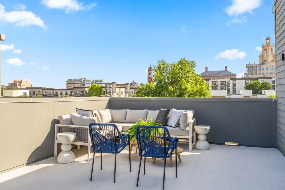 2719 Reagan Street #104 Dallas, TX 75219