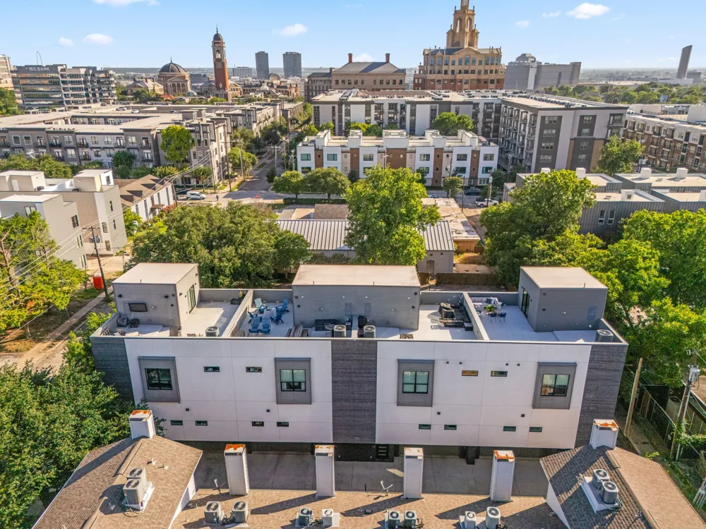 2719 Reagan Street #104 Dallas, TX 75219