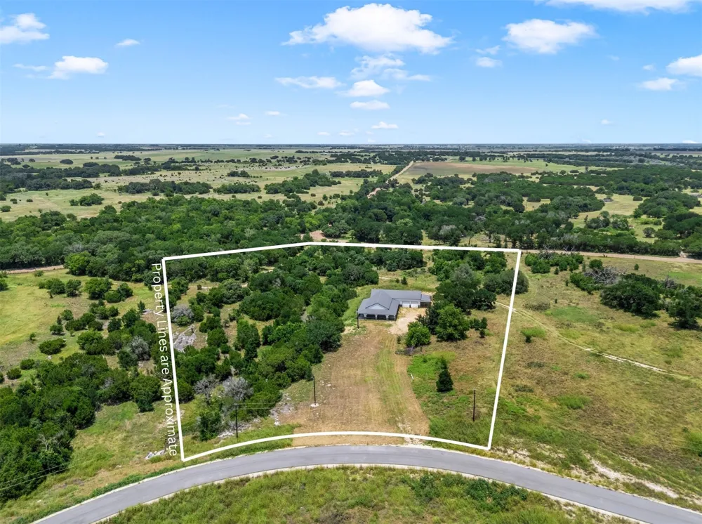 365 Grand Canyon Drive Oglesby, TX 76561