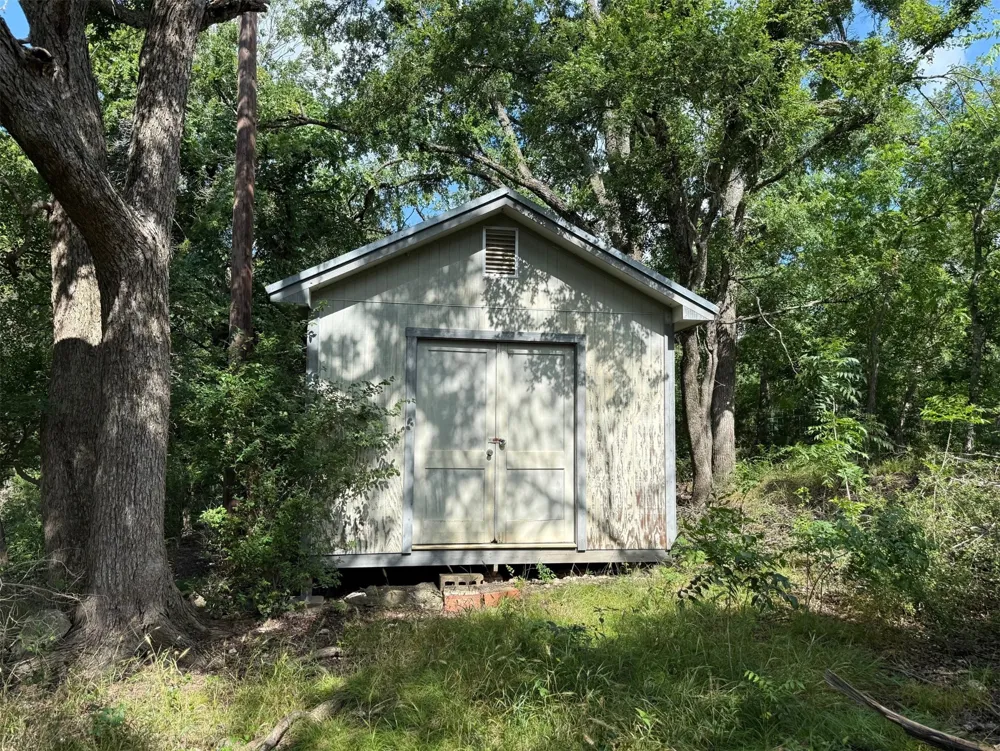 365 Grand Canyon Drive Oglesby, TX 76561