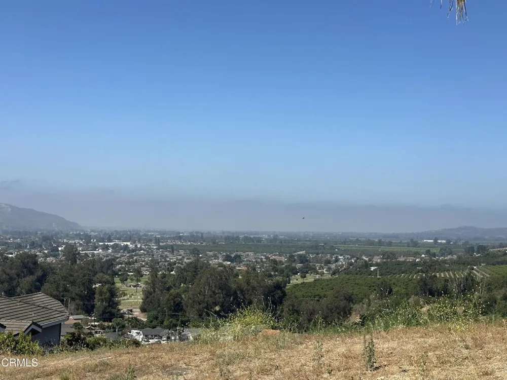 579 Glade Drive Santa Paula, CA 93060