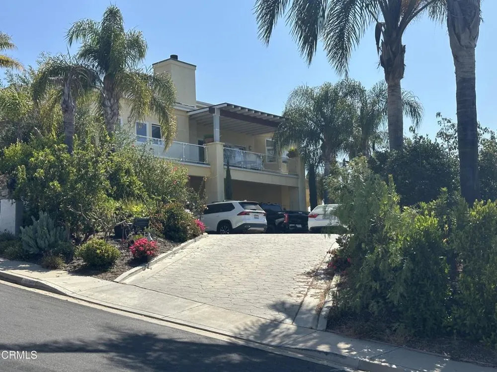 579 Glade Drive Santa Paula, CA 93060