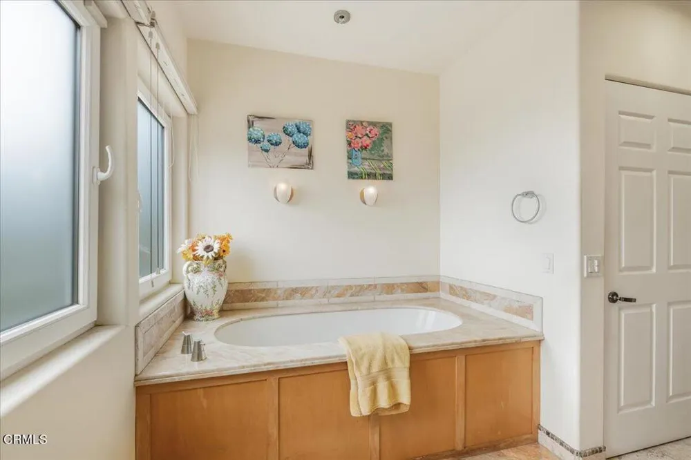 579 Glade Drive Santa Paula, CA 93060