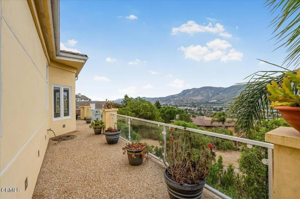 579 Glade Drive Santa Paula, CA 93060