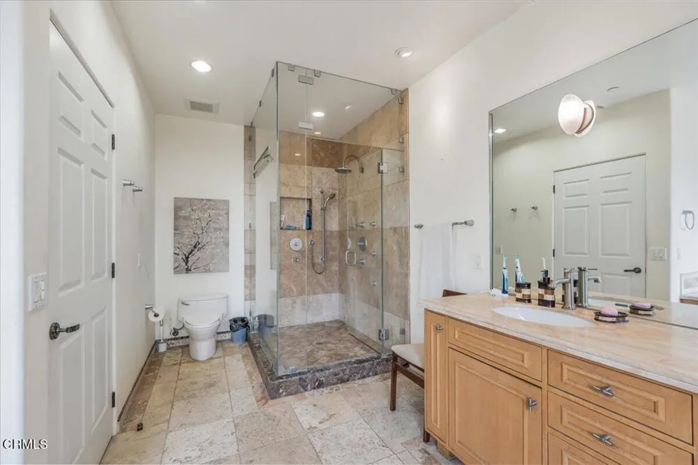 579 Glade Drive Santa Paula, CA 93060