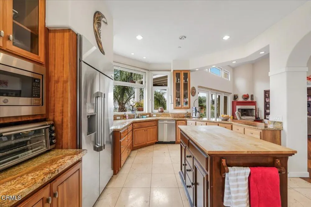 579 Glade Drive Santa Paula, CA 93060