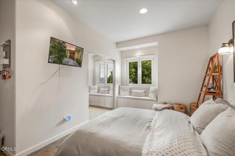579 Glade Drive Santa Paula, CA 93060