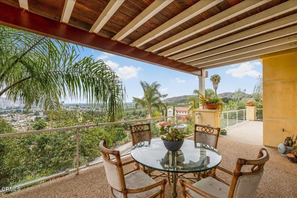 579 Glade Drive Santa Paula, CA 93060