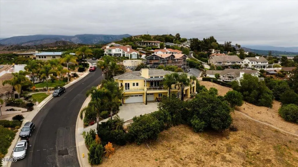 579 Glade Drive Santa Paula, CA 93060