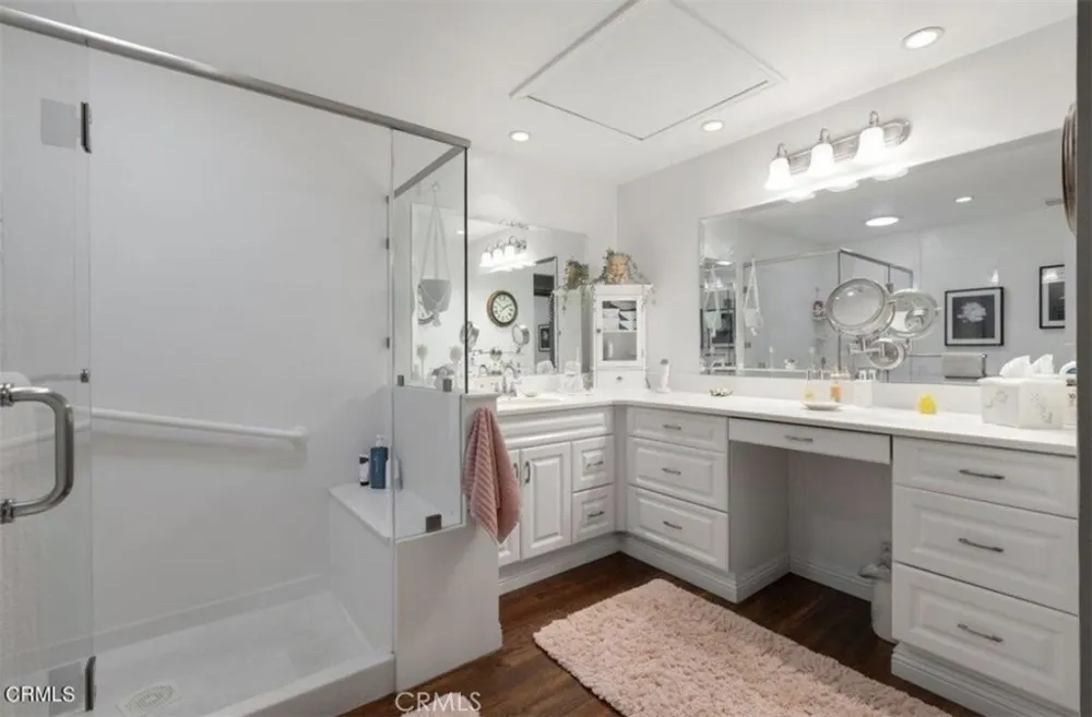 4541 Lyme Bay Oxnard, CA 93035