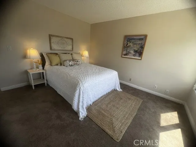 4541 Lyme Bay Oxnard, CA 93035