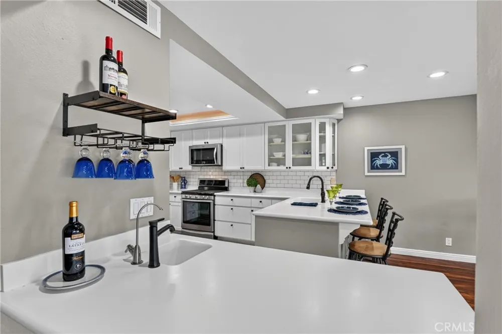 4541 Lyme Bay Oxnard, CA 93035
