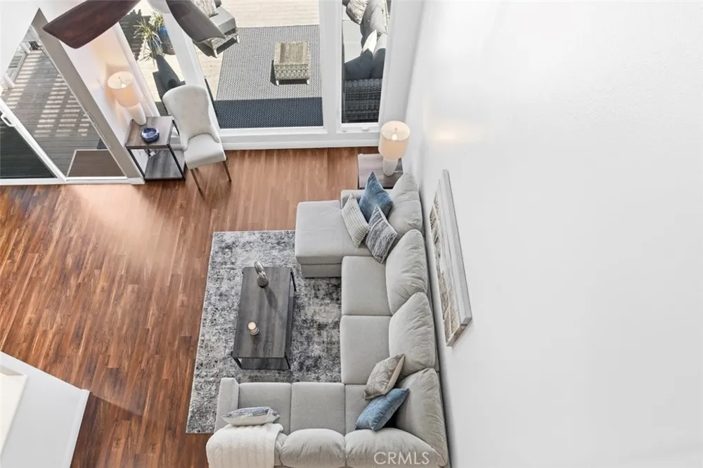 4541 Lyme Bay Oxnard, CA 93035
