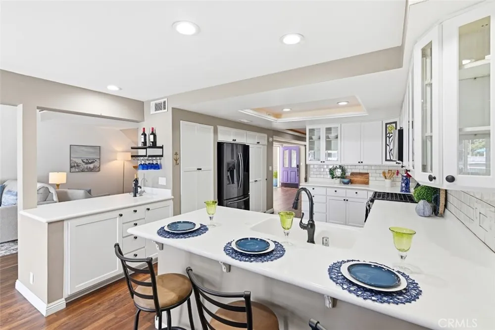 4541 Lyme Bay Oxnard, CA 93035