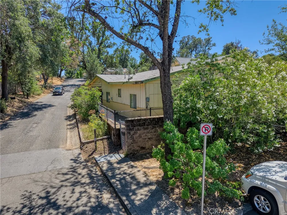 955 Pool Lakeport, CA 95453