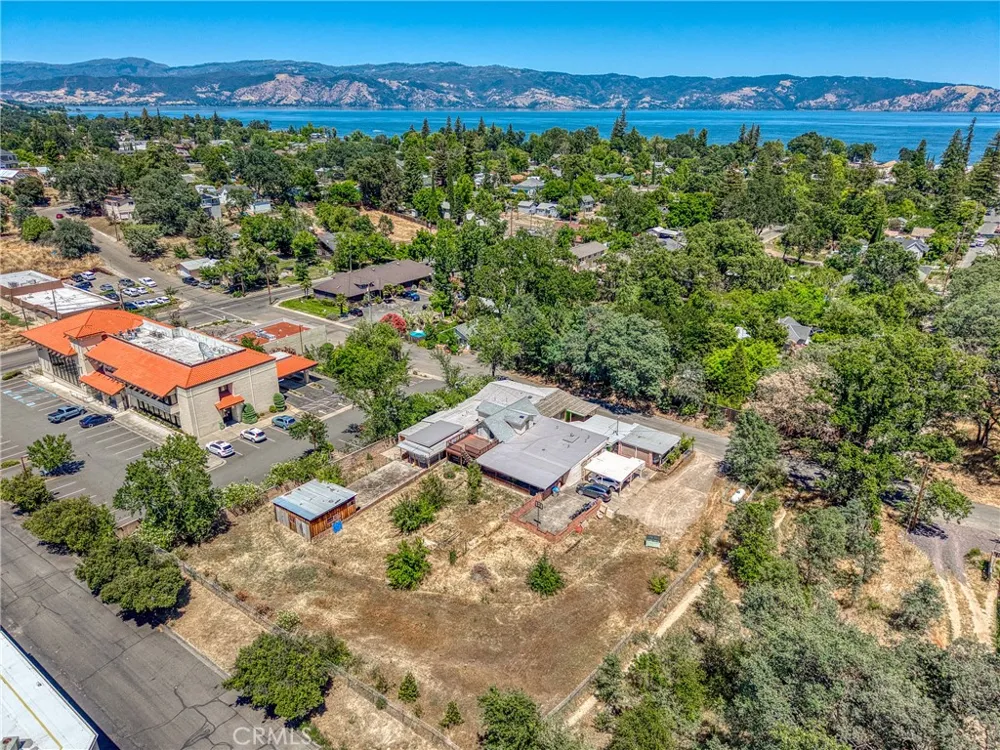 955 Pool Lakeport, CA 95453