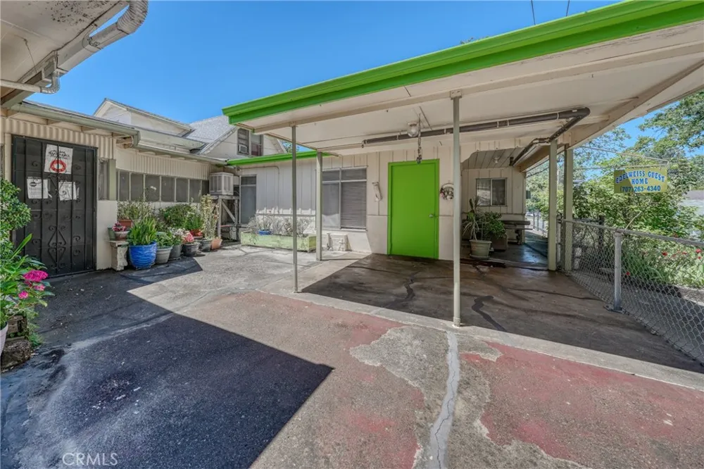 955 Pool Lakeport, CA 95453