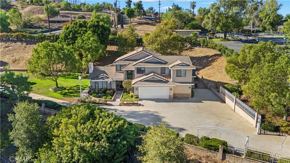 16291 Ringbit Court Riverside, CA 92506
