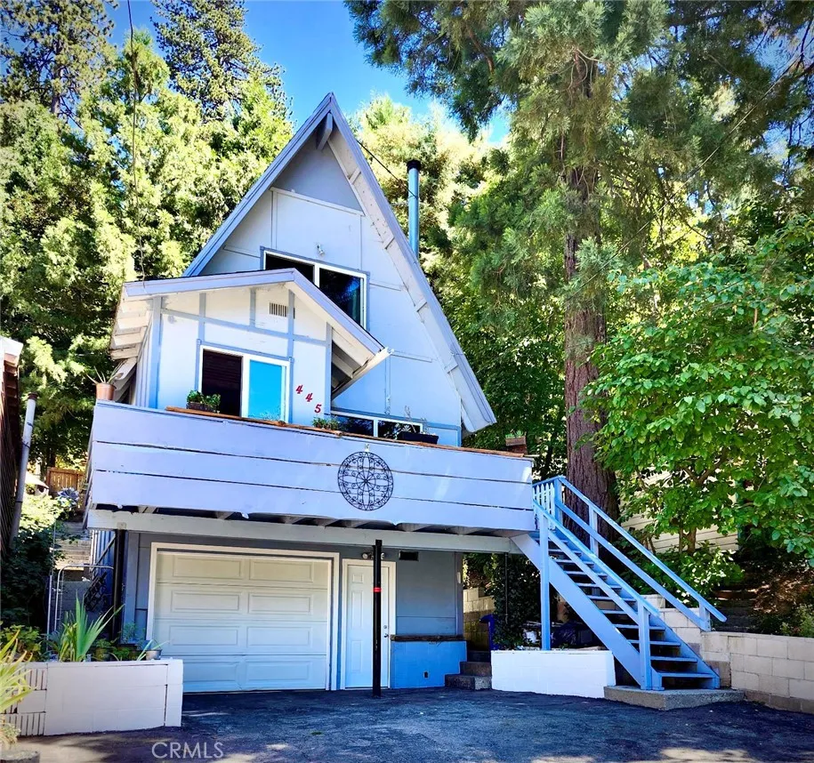 445 Redwood Drive Crestline, CA 92322